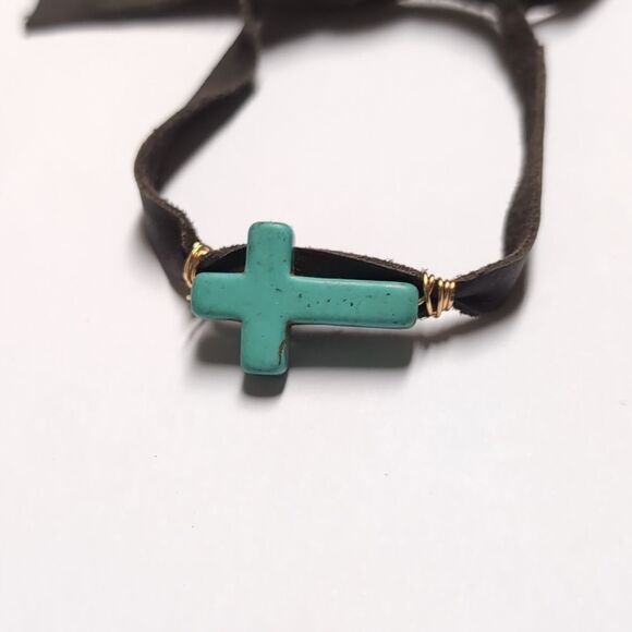 95 Brown Leather Wrap Bracelet with Turquoise Cross - Picture 2 of 6